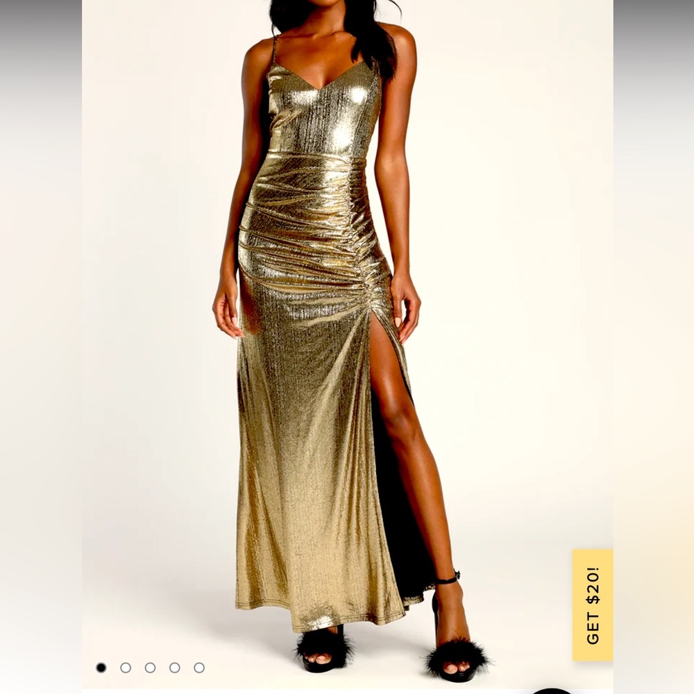 Lulus gold ruched shiny dress. Xs brand new with tags